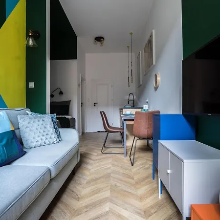 Apartment Zamkniete-stylish In Modern Building - Praga - 10min To Old Town - Z14